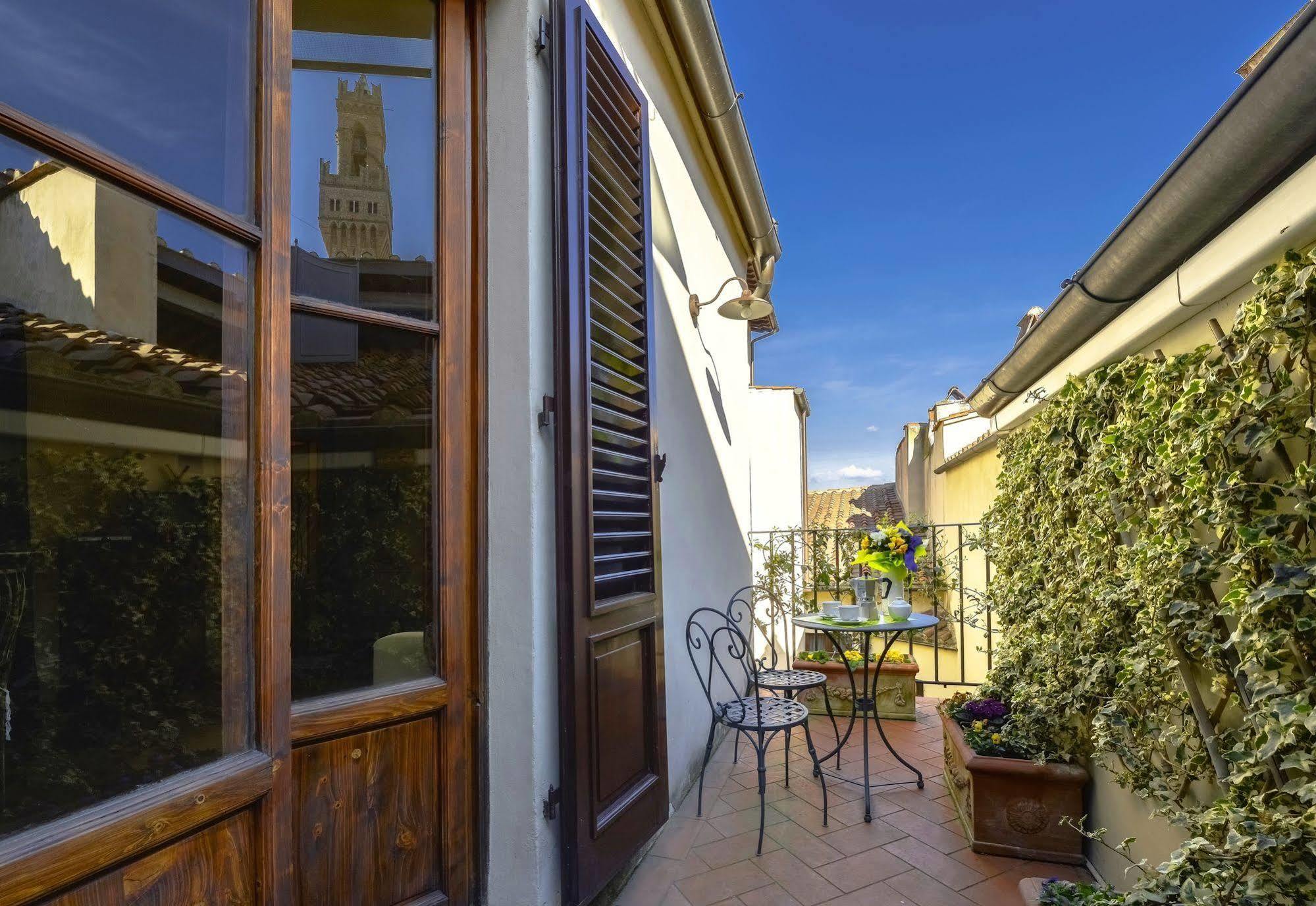 Palazzo Uguccioni Apartments Florenţa Exterior foto